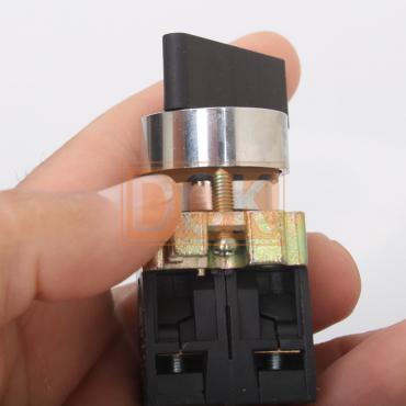 Кнопка поворотная XB2-BJ33 